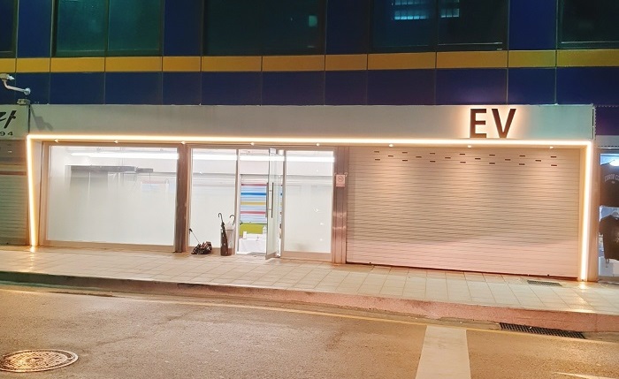 EV아이엔씨, 동대문에 AI 가방 제작 전문 플랫폼 ‘EV’ 오픈 657-Image